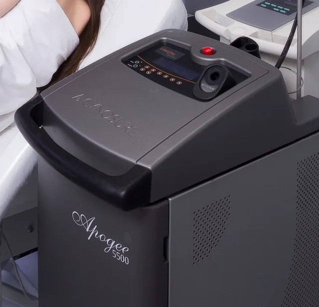 Cynosure Apogee Alexandrite lazer cihazı